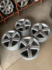 Cerchi VW Golf 18 pollici