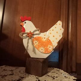 Gallinella soprammobile artigianale Pasquale 