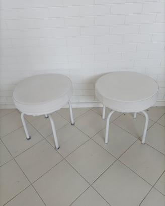 Sgabelli/poggiapiedi in pelle bianca