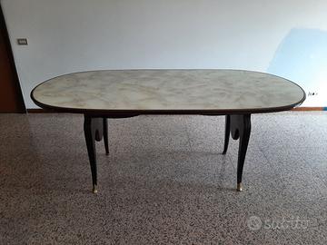 Tavolo da soggiorno in legno e vetro