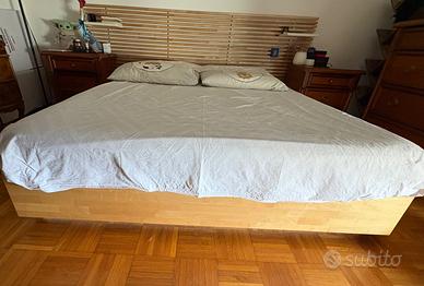 Struttura letto con testiera MANDAL