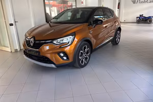 Renault Captur Plug-in Hybrid E-Tech 160 CV Intens