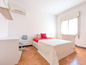 Camera Doppia ad uso singolo in centro da sett