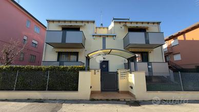 3 LOCALI A VENEZIA