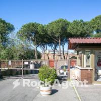 Attico su due livelli con terrazzo, posto auto e p