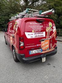 Furgone peugeot partner