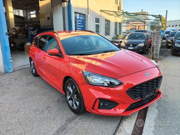 Ford Focus 1.5 EcoBoost 150 CV SW ST-Line
