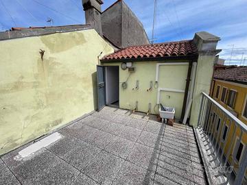 Casa indipendente di 114 m² con più di 5 locali a 