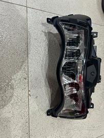 faro anteriore completo progettato per gli scooter