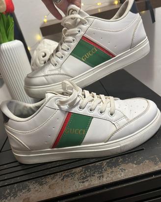 Scarpe gucci n.43 simile