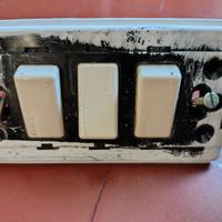 Deviatori bTicino serie Magic