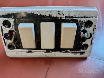 Deviatori bTicino serie Magic