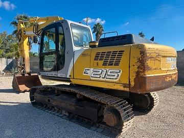 ESCAVATORE CINGOLATO NEW HOLLAND E 215
