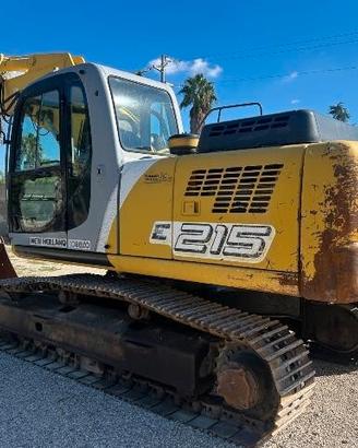ESCAVATORE CINGOLATO NEW HOLLAND E 215