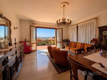 Villa di 250 m² con più di 5 locali e box auto a T