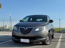 lancia-ypsilon-1-2-neo-patentati-2013-1-pro-12-mes
