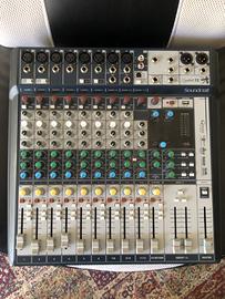Mixer soundcraft segnature 12