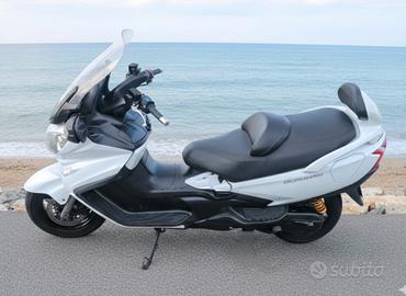 Suzuki Burgman 650