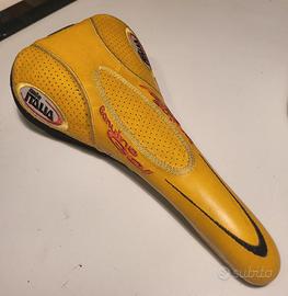Sella Italia Tri Matic Genuine Gel Titanium