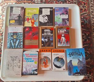 Lotto 13 libri Fantascienza Vintage e Urania
