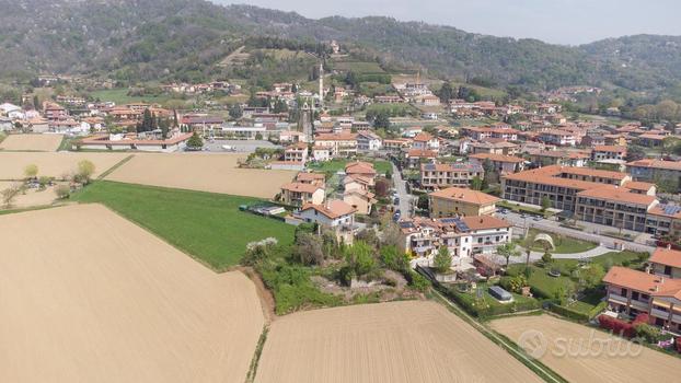 TER. RESIDENZIALE A CARVICO