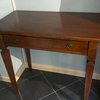 Tavolino elegante