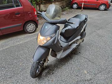 Piaggio Beverly S 250 gallery