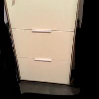 scarpiera a ribalta con 3 ante,