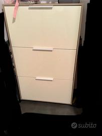 scarpiera a ribalta con 3 ante,