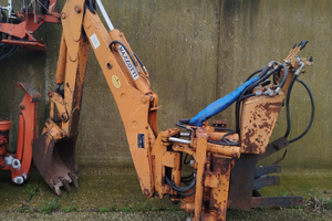 Escavatore retro escavatore mazzotti