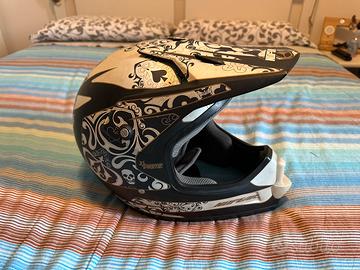 Casco cross NOFEAR PRIME