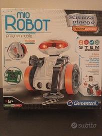 mio robot Clementoni