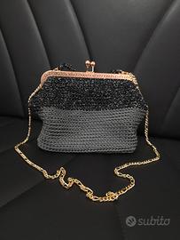 Borsa fatta a mano nuova con catena dorata – 5 €