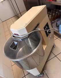 Impastatrice professionale