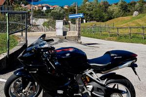 mv agusta f4, 1000cc,  r1+1, 186cv,  carbonio