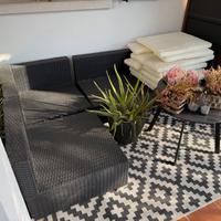 Divano da esterno nero