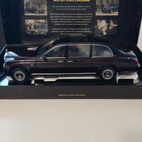 LIMITED EDITION/ Bentley state limousine 