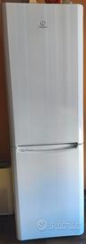 Frigorifero Indesit 334 L Perfettamente funzionant