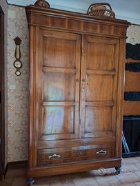 Armadio antico