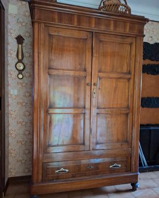Armadio antico