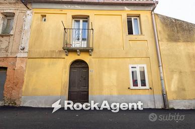 Appartamento di 100 m² con 3 locali a Caraffa di C