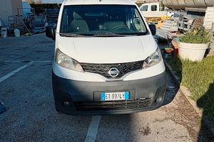 Furgone nissan nv200