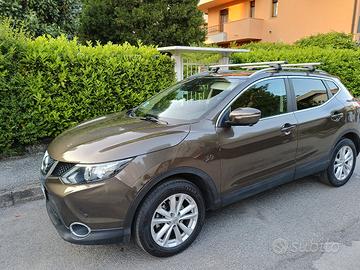 nissan Qashqai acenta premium diesel 