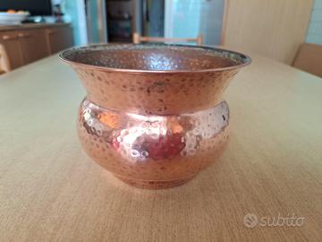 Ciotola vaso in rame decorativo