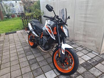 KTM 890 Duke R - 2020