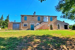 CASA INDIPENDENTE A SALUDECIO