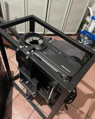 Videoproiettore Panazonic 7000 lum lampade nuove