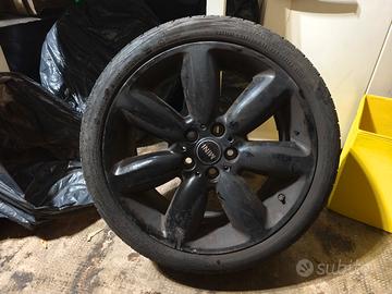 cerchi in lega e pneumatici MINI 18