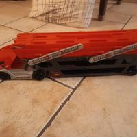 camion bisarca hotwheels 