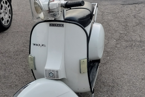 Vespa p200E 1981